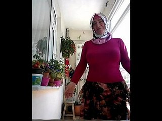 Türkische Oma with Amateur-Video